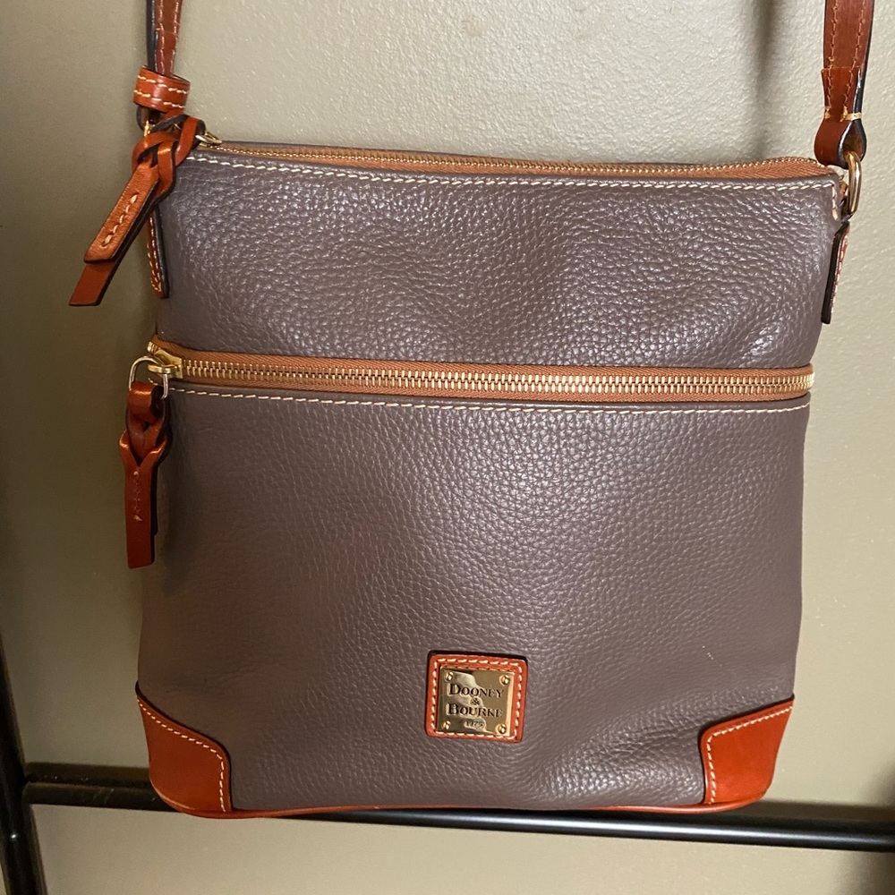 Dooney and Bourke Crossbody pebble leather bag